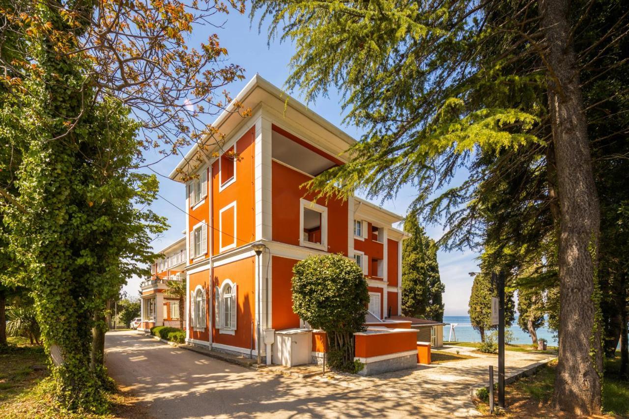 Villa Valdepian Apartments Savudrija Exterior photo