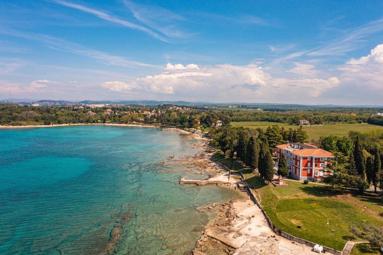 Villa Valdepian Apartments Savudrija Exterior photo