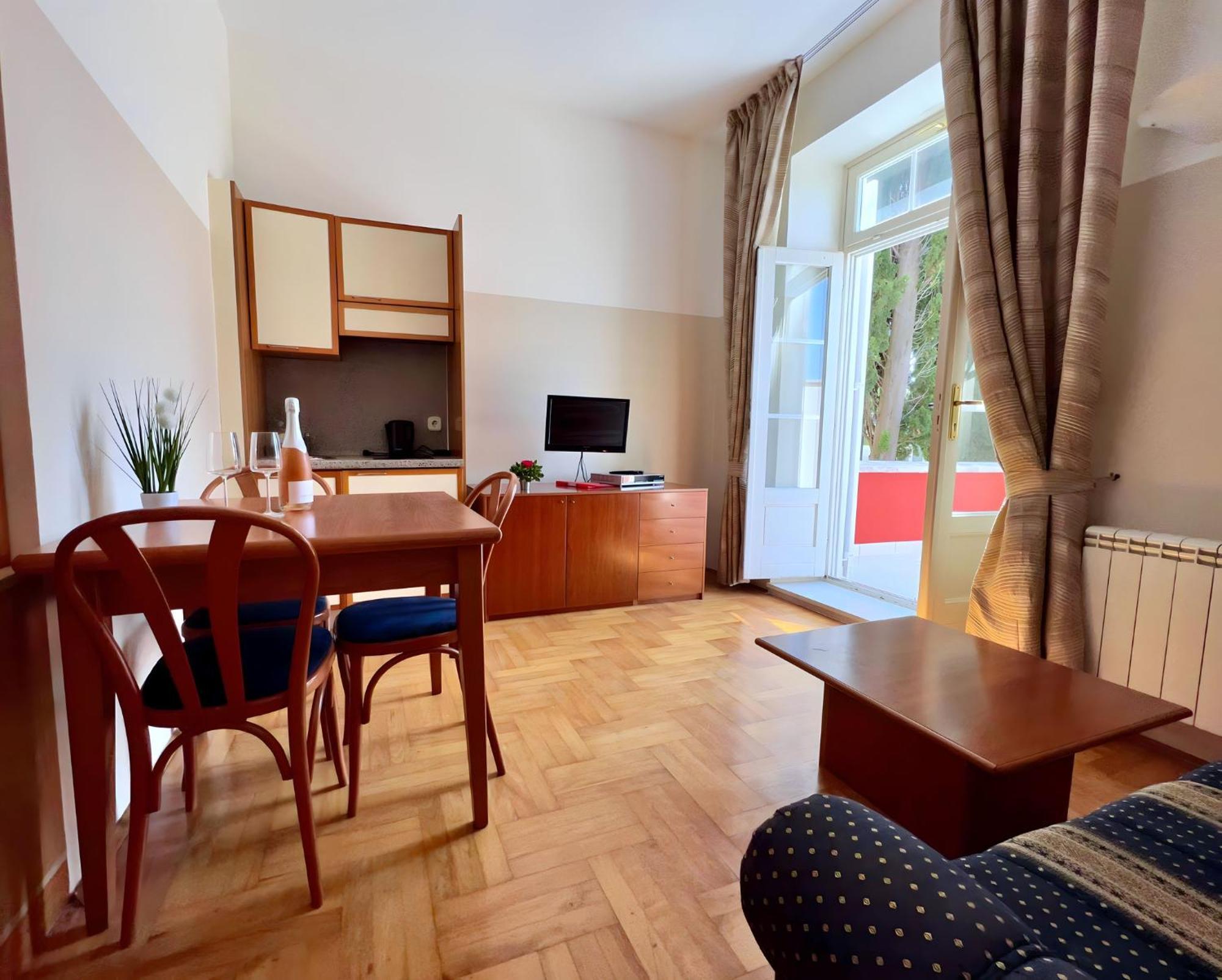 Villa Valdepian Apartments Savudrija Exterior photo